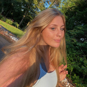 Meet your Posher, Tori